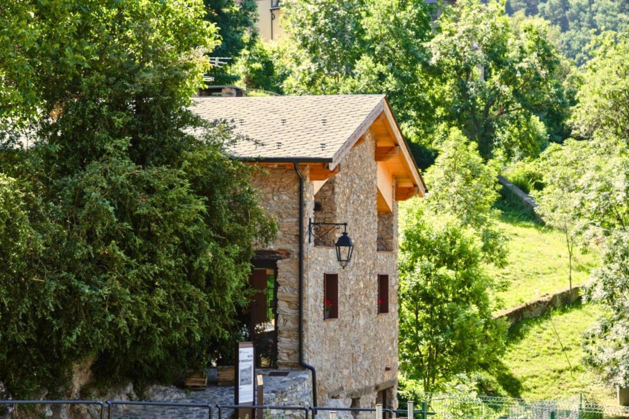 Era Del Rafel I En Pleno Centro Con Vistas Villa Les Escaldes Luaran gambar